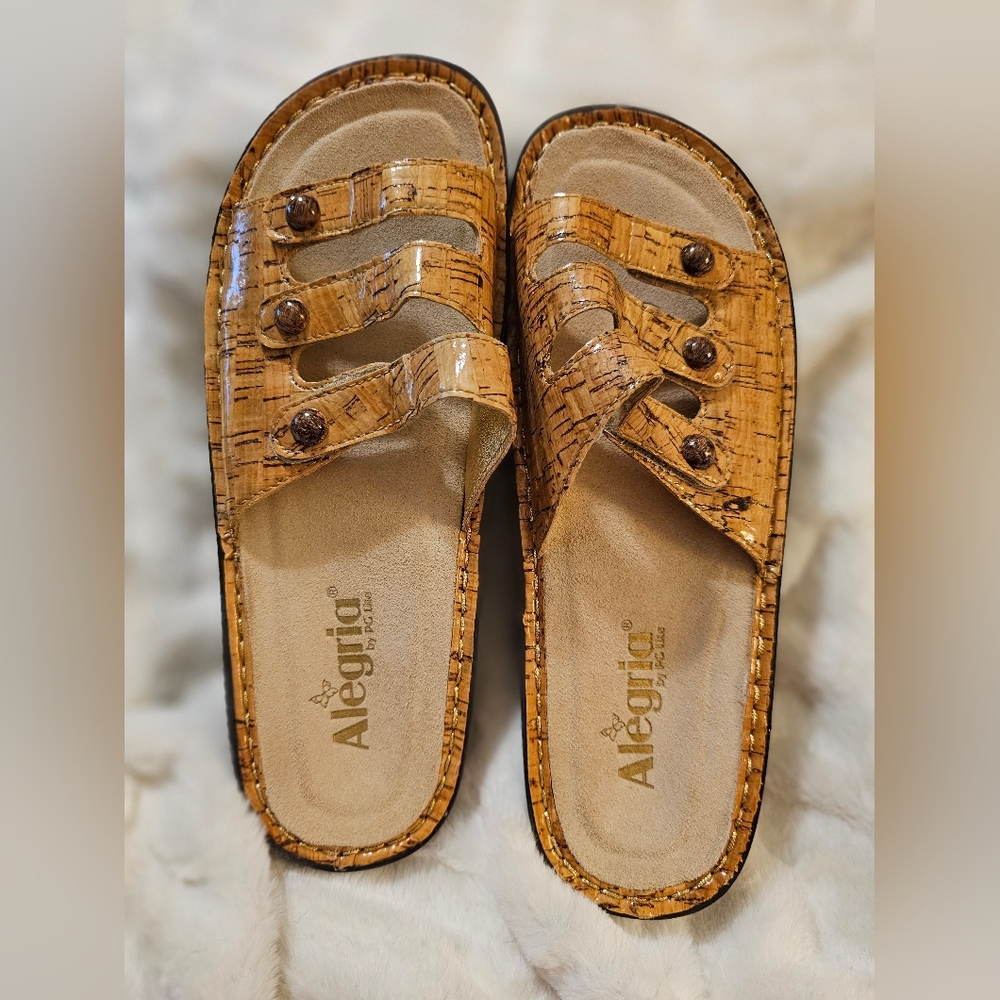 EUC Alegria Women's Adjustable Sandal